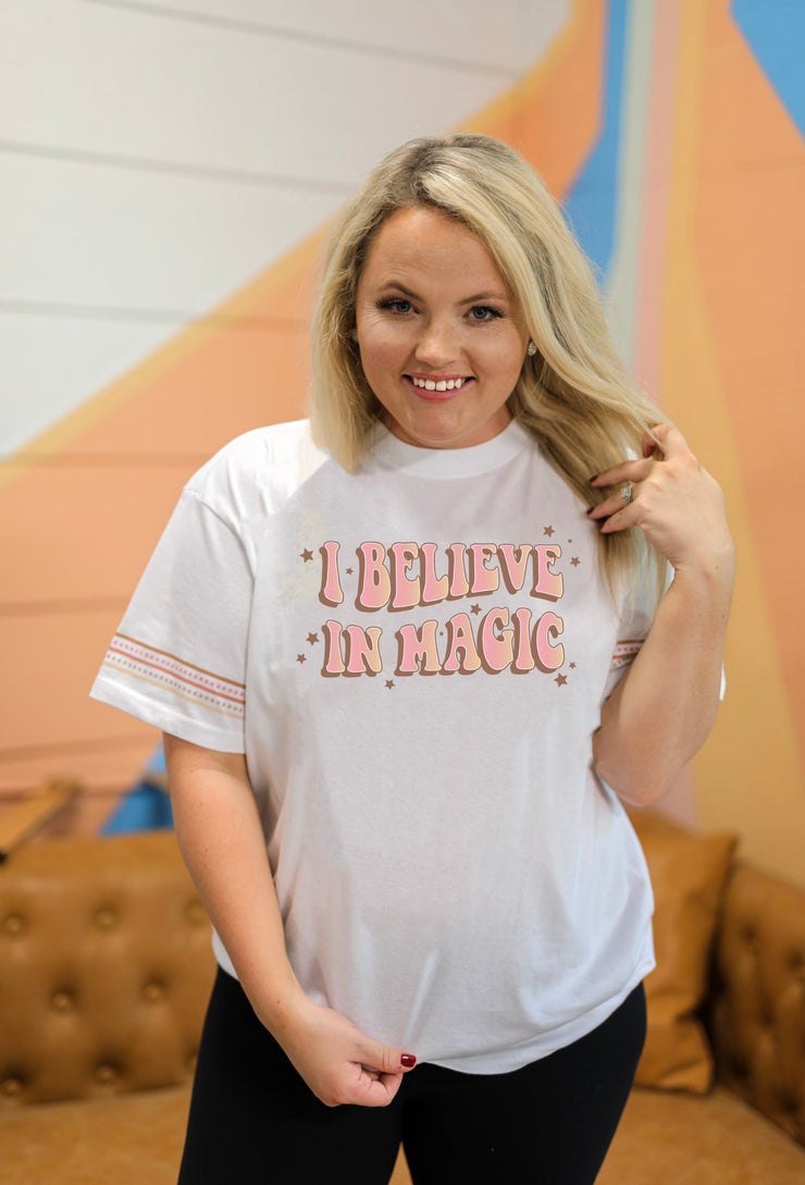 I Believe (White Decorative Sleeve) - Short Sleeve / Crew