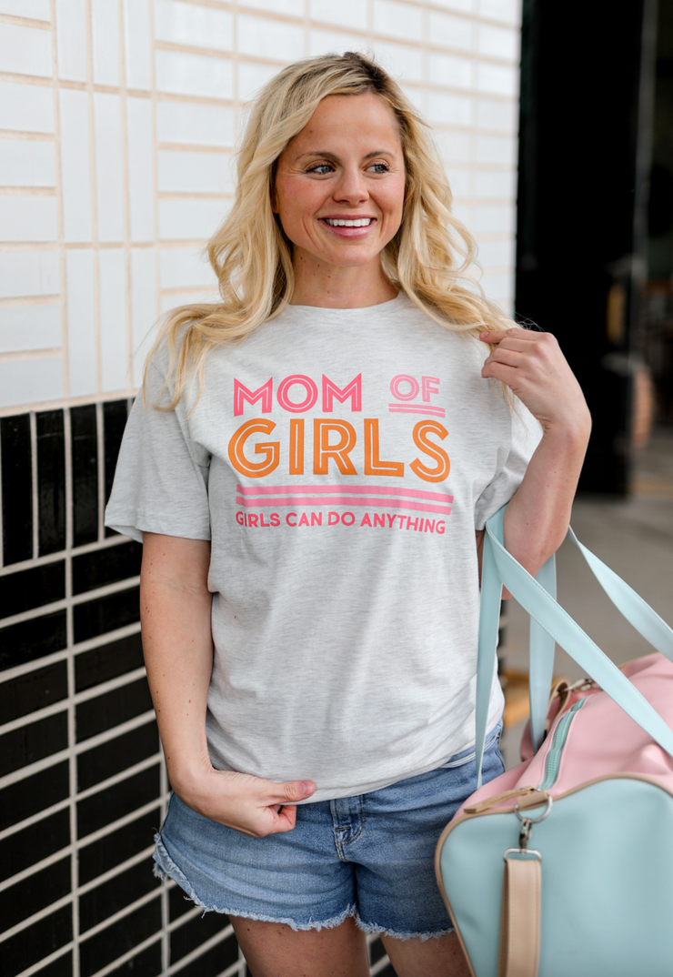 Mom Of Girls (Oatmeal) - Short Sleeve / Crew